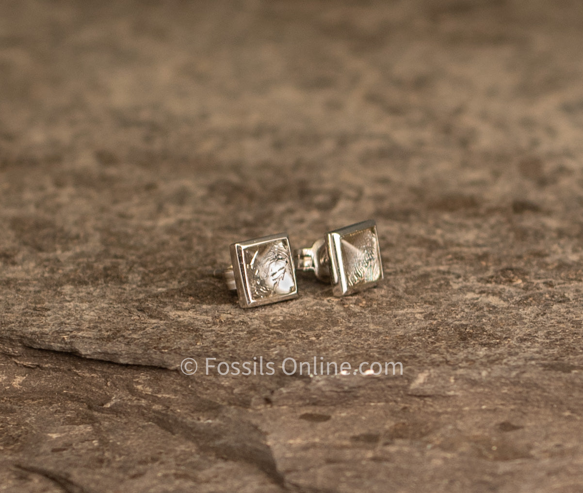 Muonionalusta Meteorite Square Stud Earrings