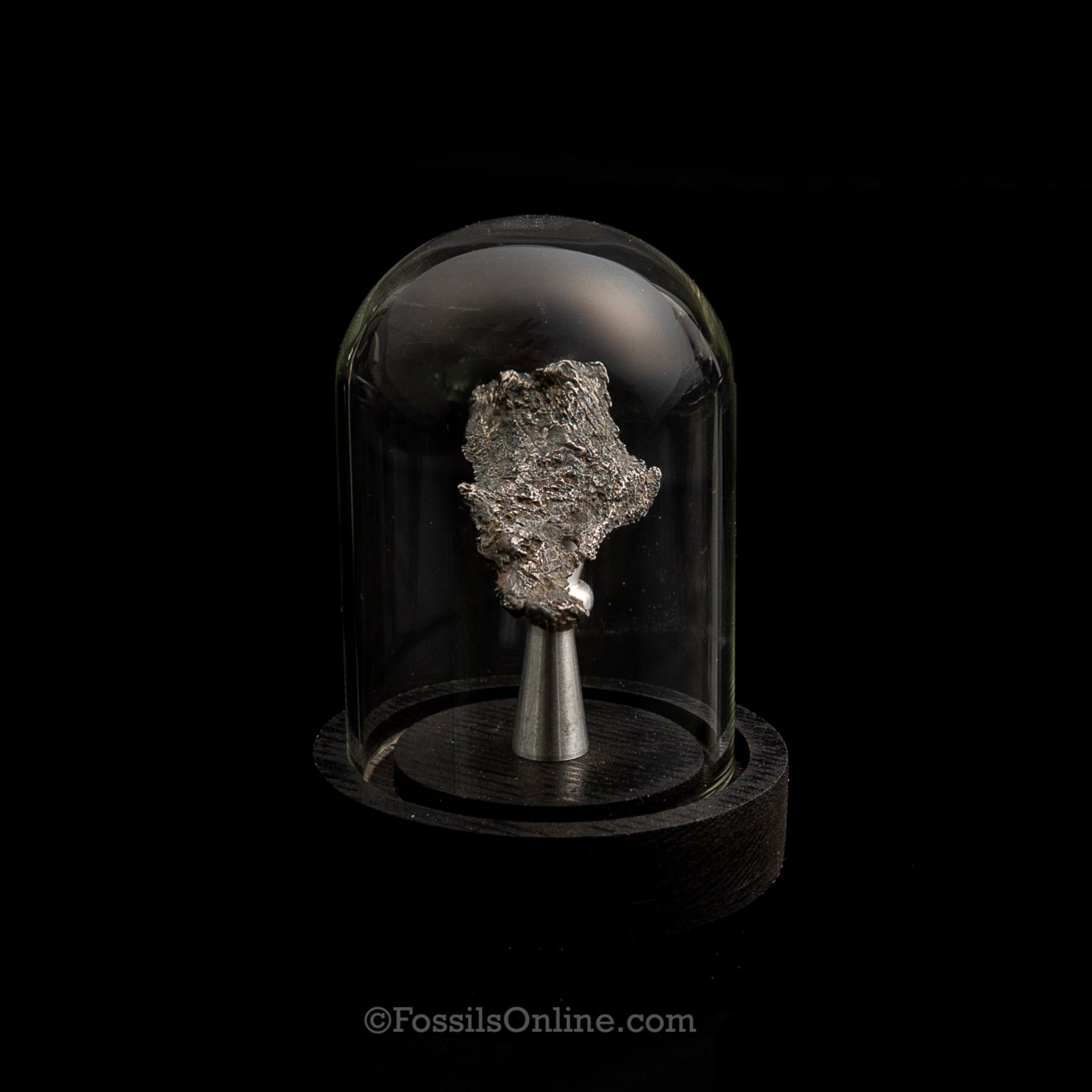 Canyon Diablo Meteorite in a dome