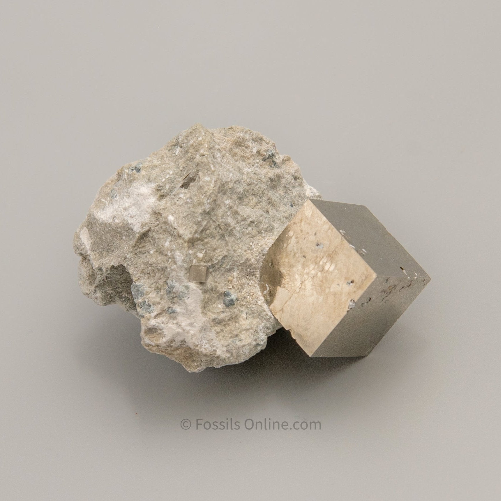 LG Pyrite Cube in Matrix La Rioja Spain