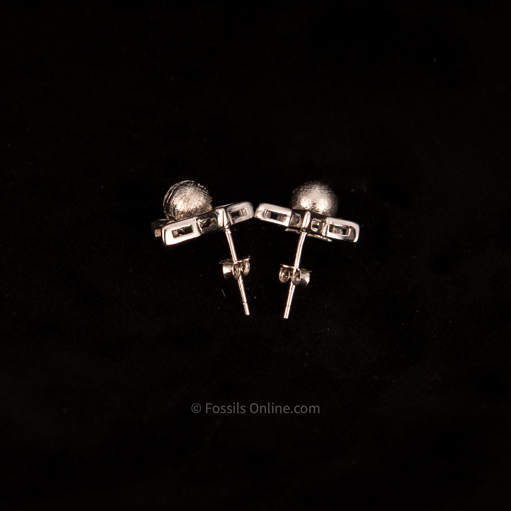 Muonionalusta Meteorite Star Bead Studs L .925